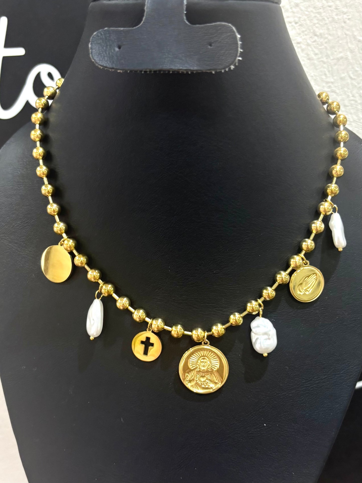 Collar dijes