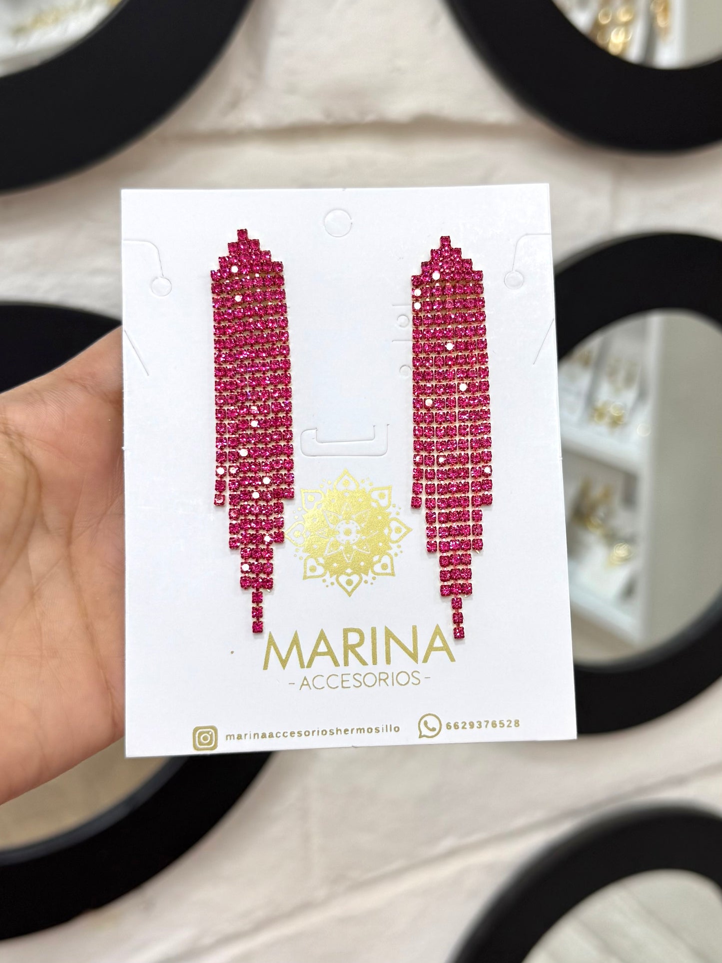 Arete de pedrería rosa