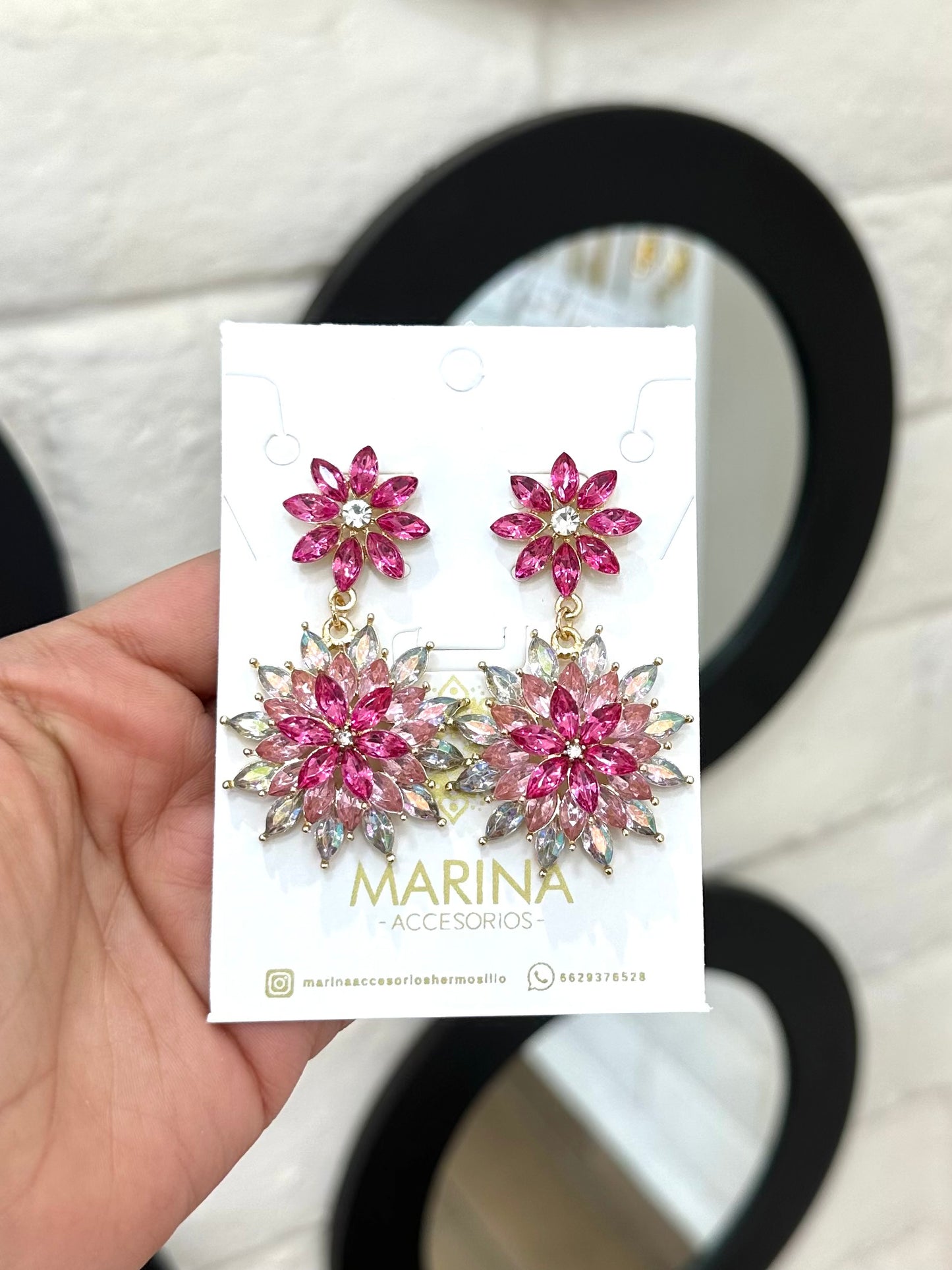 Arete de pedrería rosa