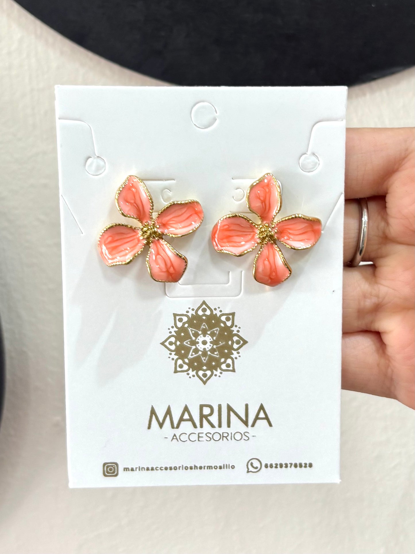 Arete casual flor rosa