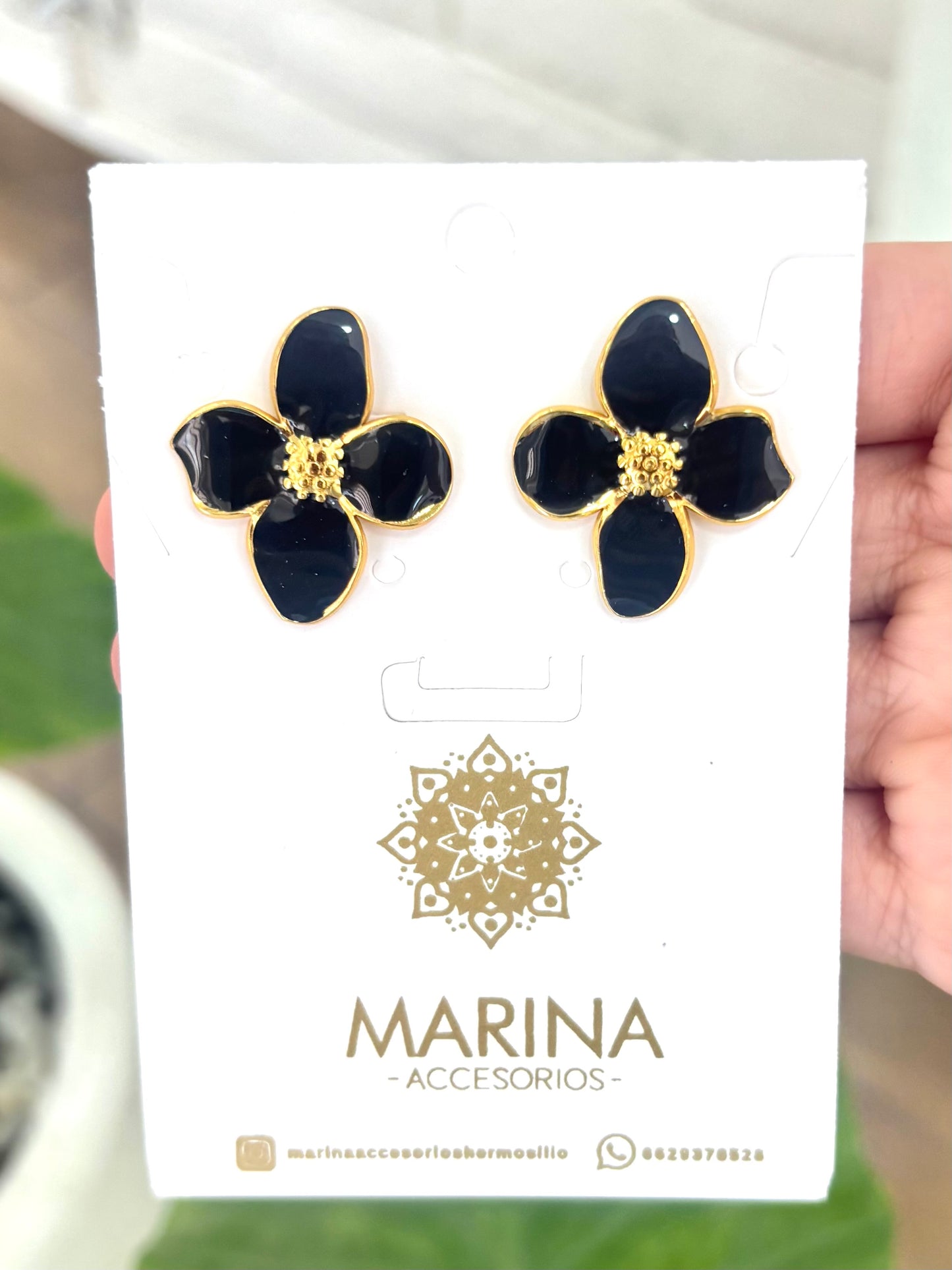 Arete casual flor
