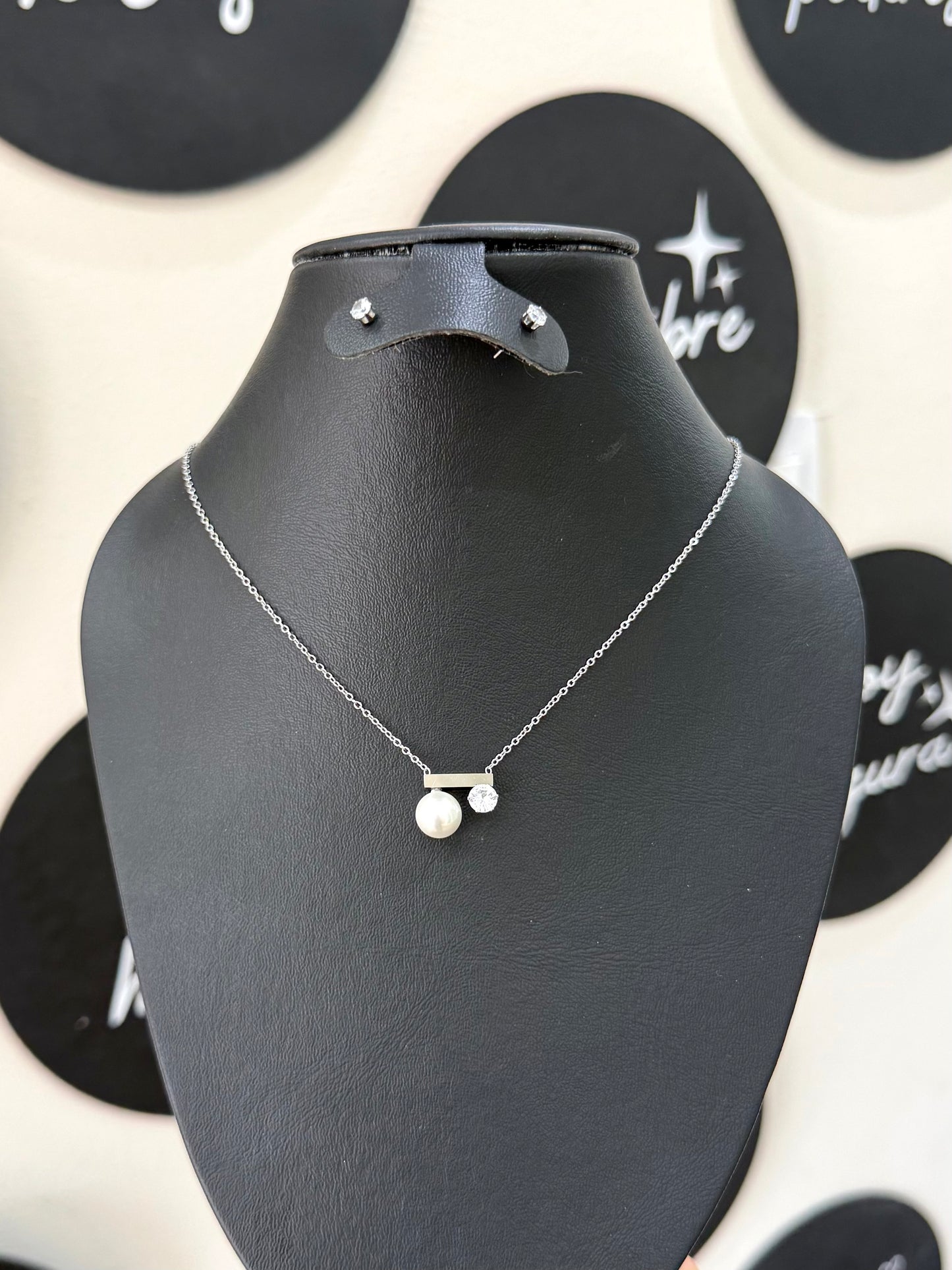 Collar perla
