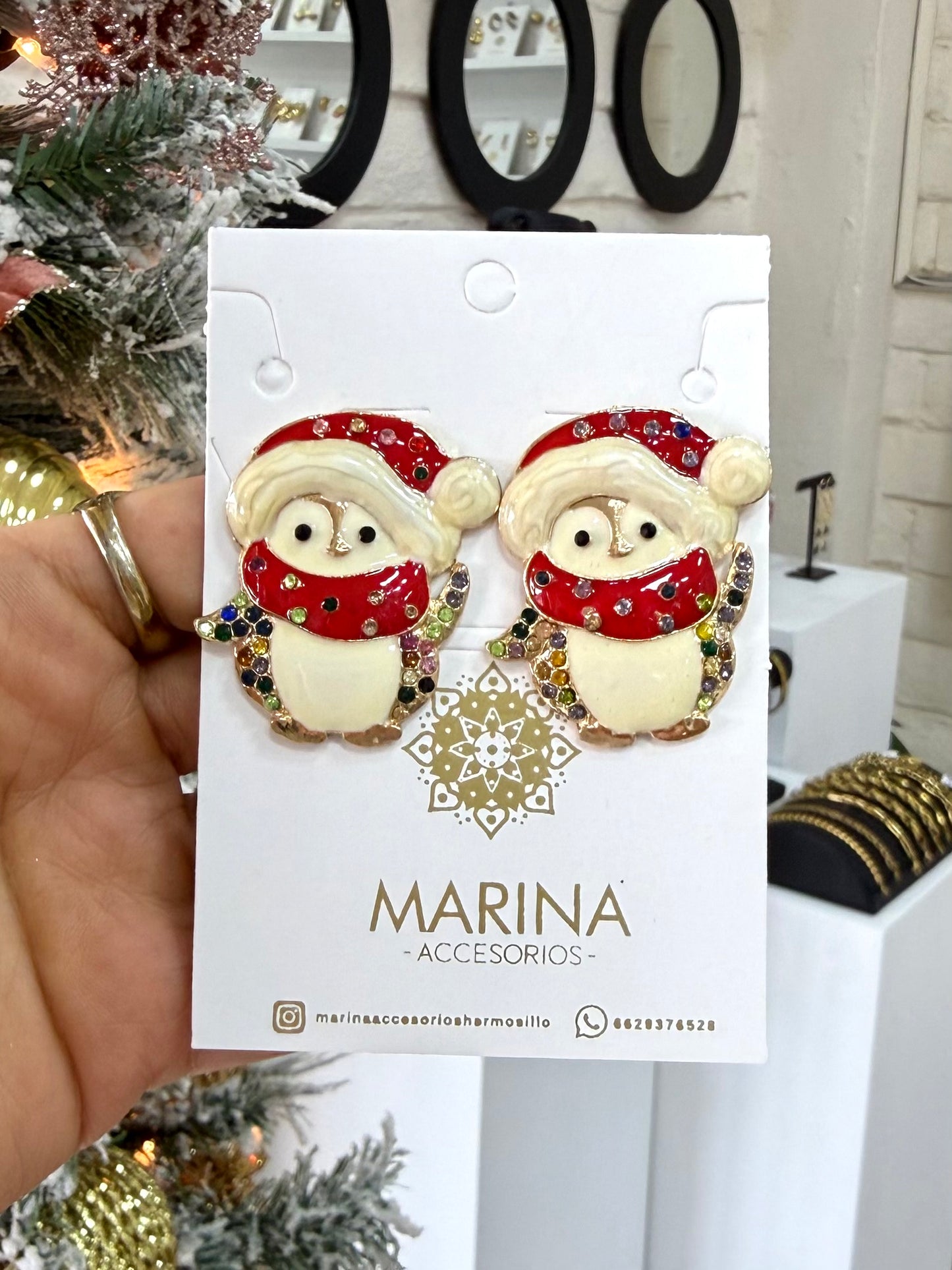 Arete casual pingüino