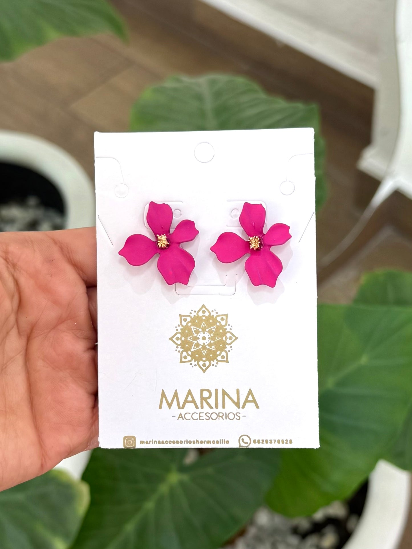 Arete casual flor