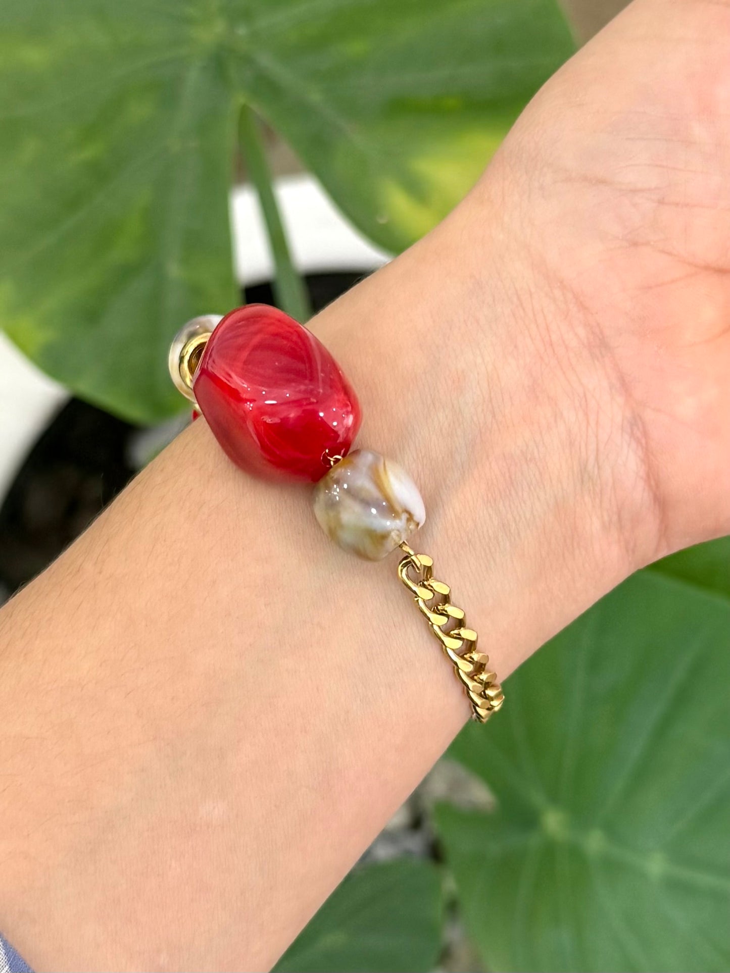 Pulsera asimétrica