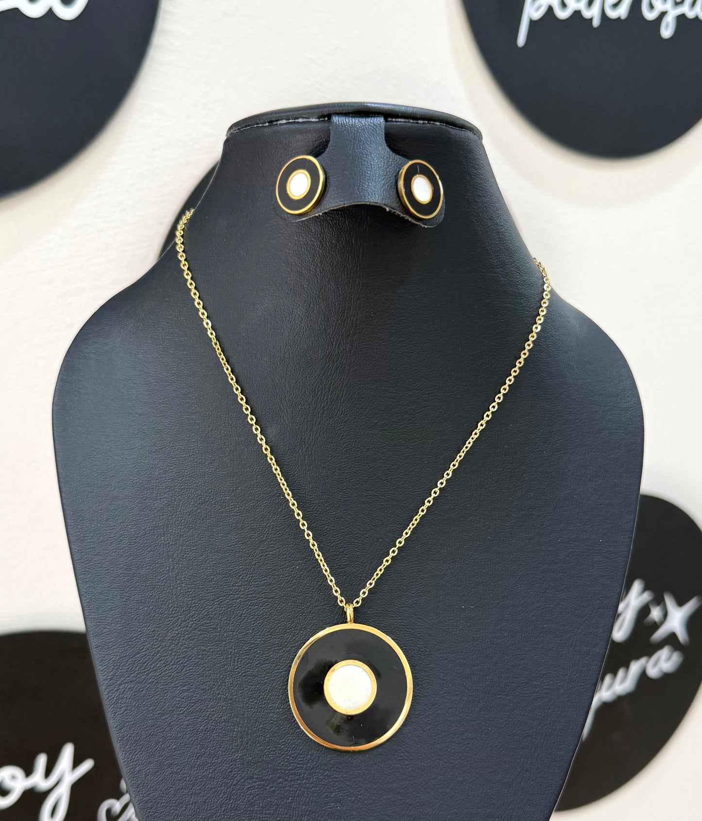 Collar círculo