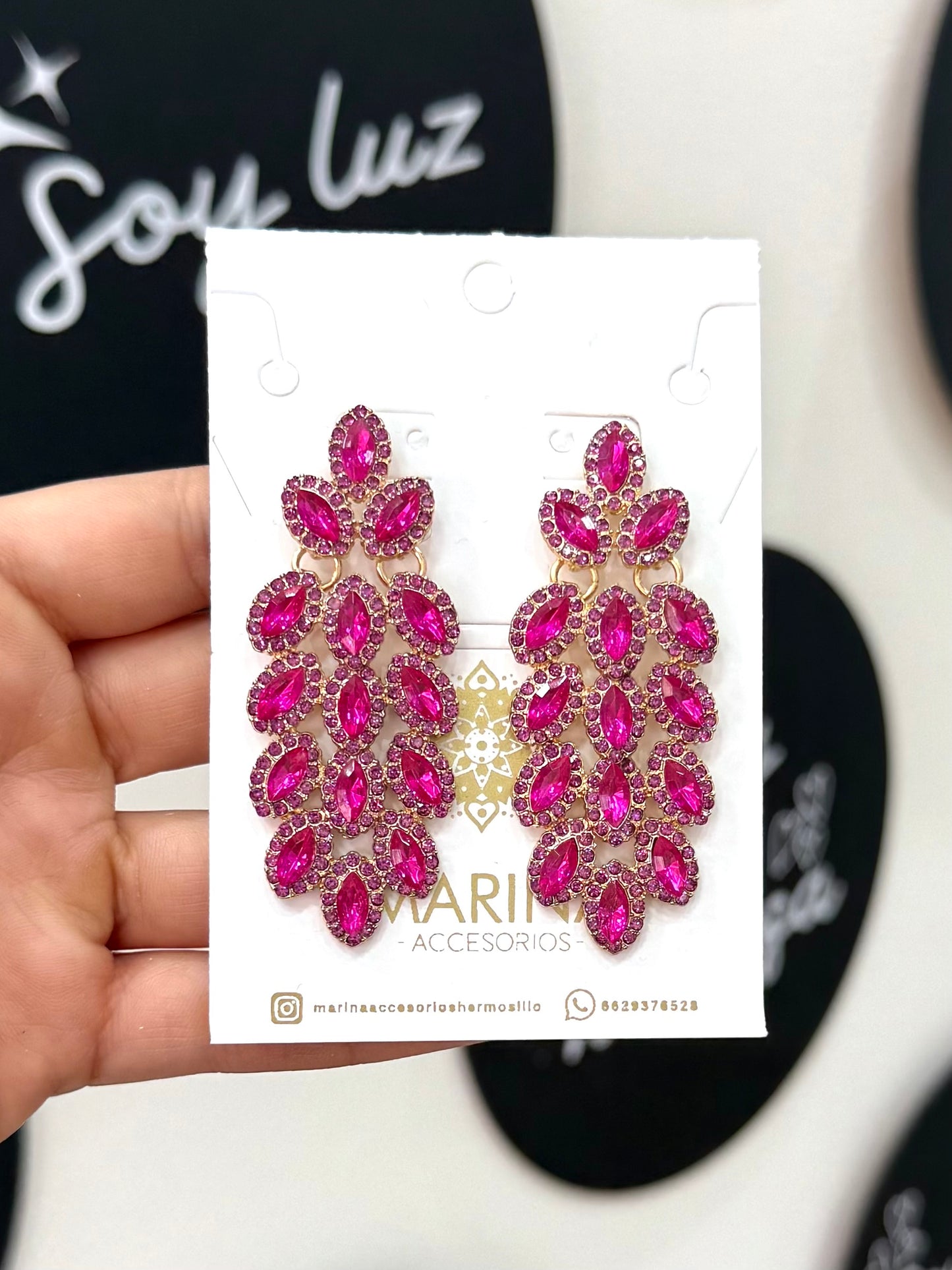 Arete de pedrería rosa