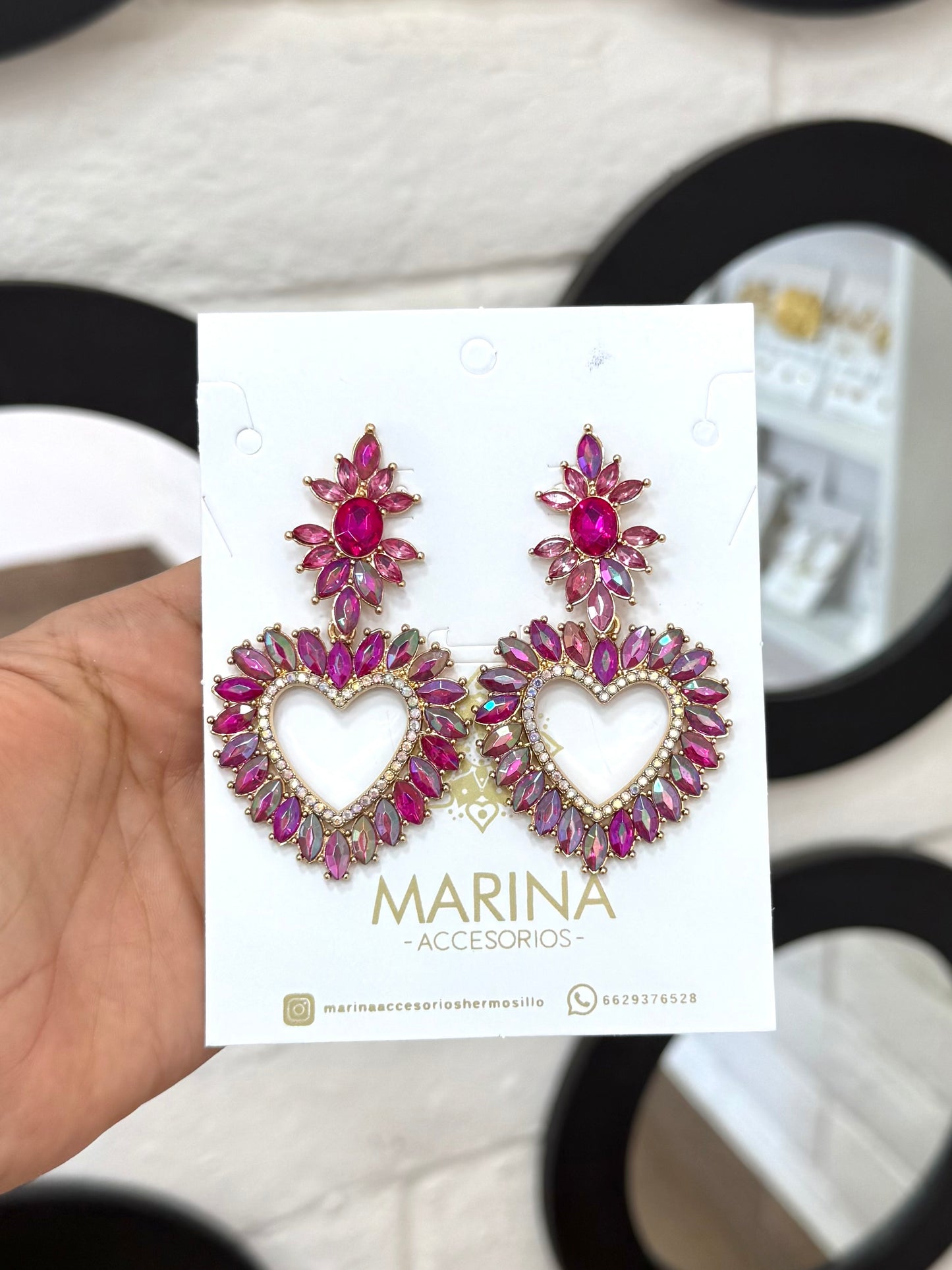Arete de pedrería rosa
