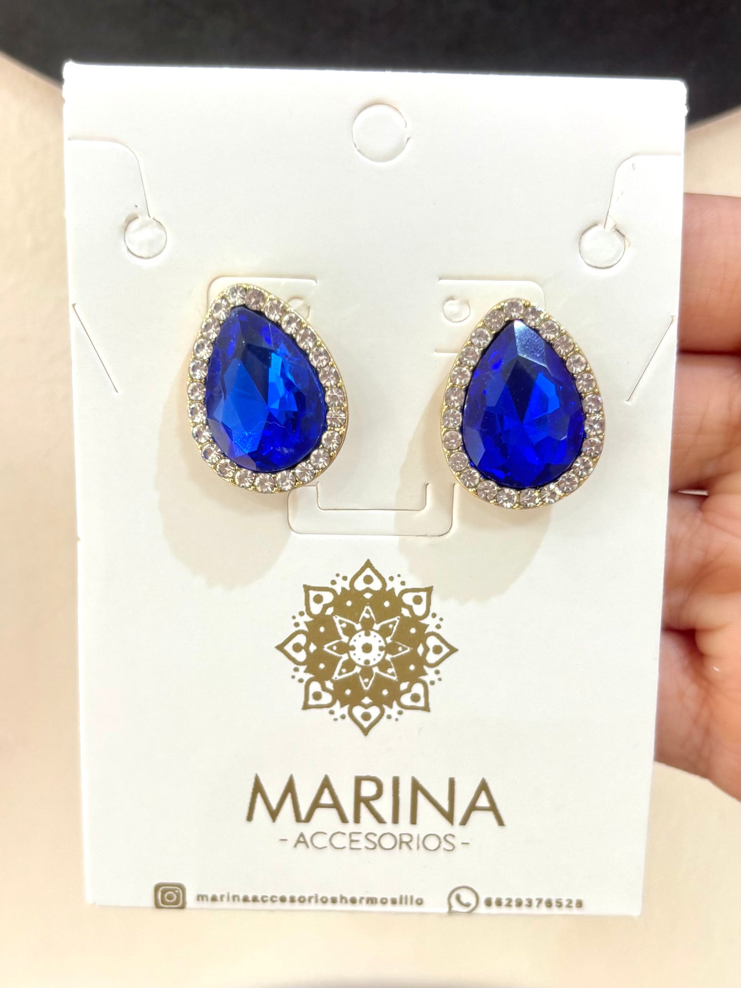 Aretes de pedrería azul