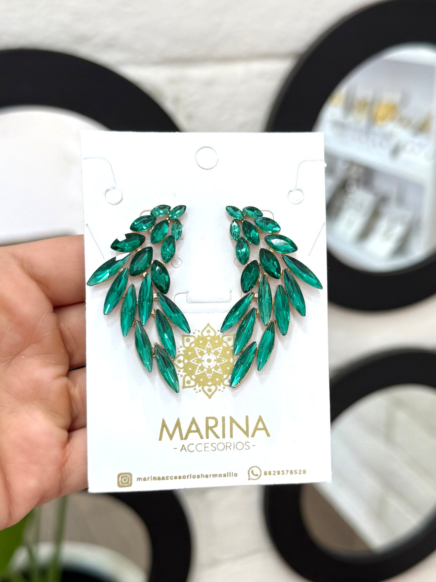 Aretes de pedrería verdes