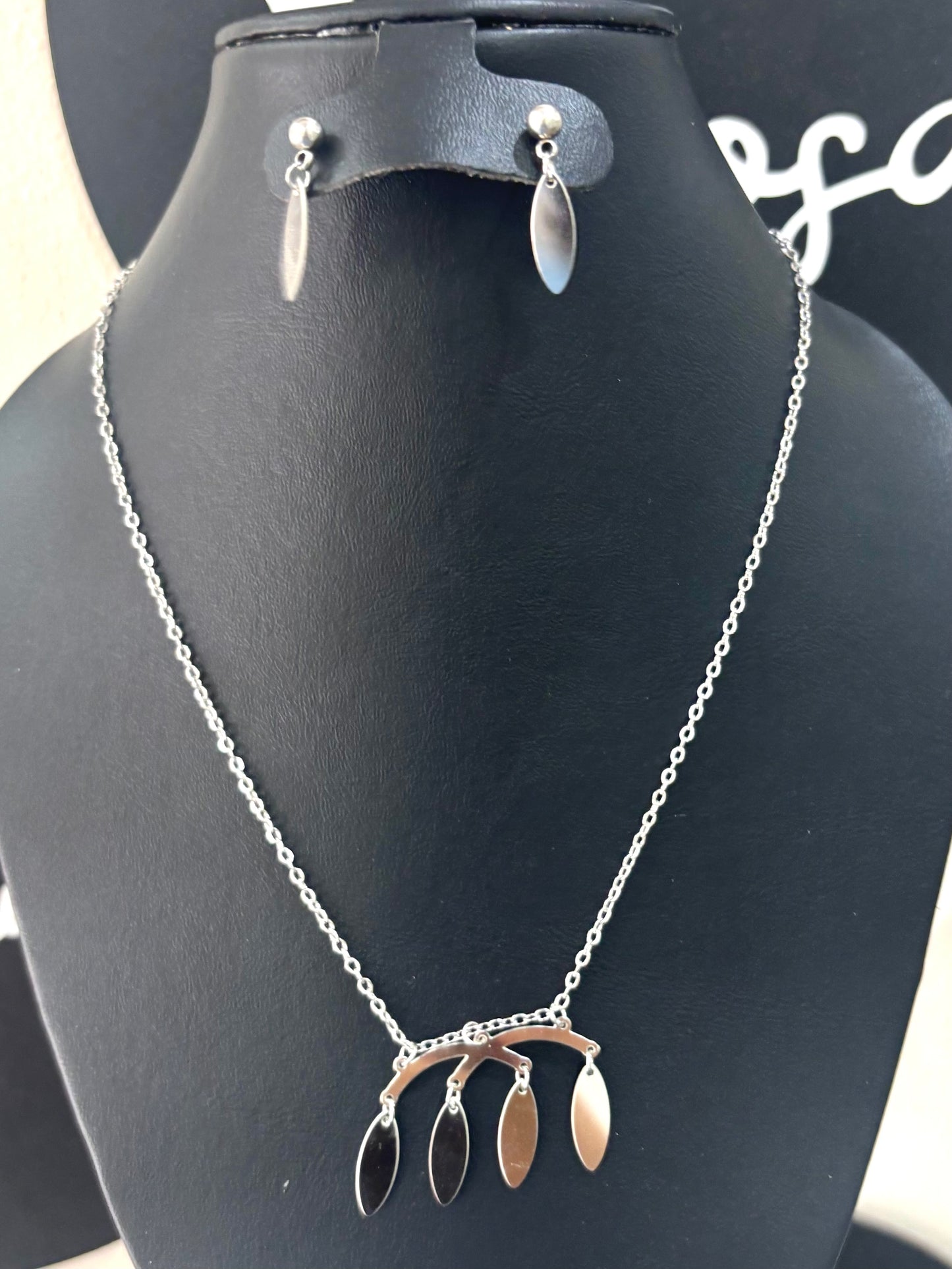 Collar plata