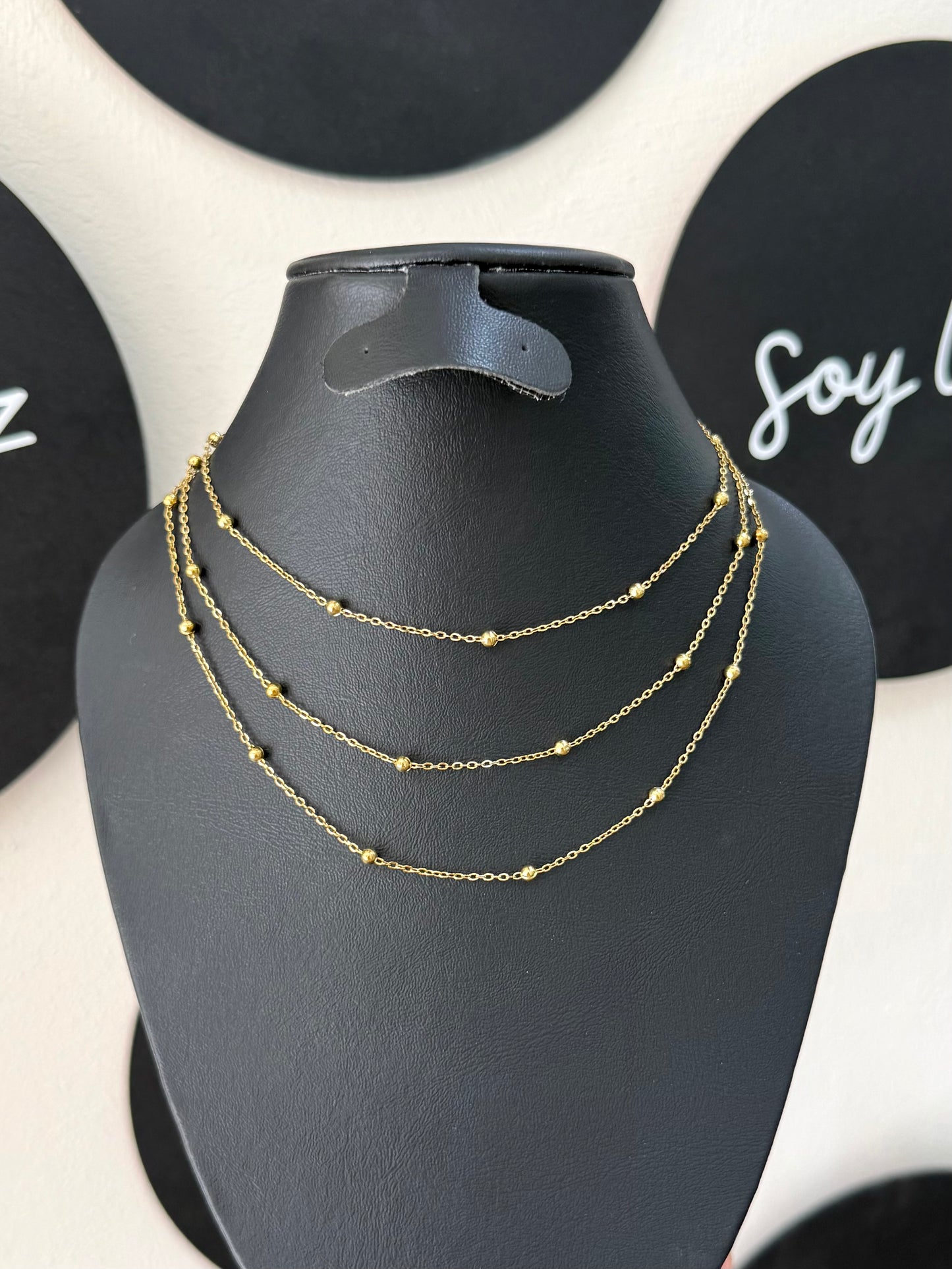 Collar triple