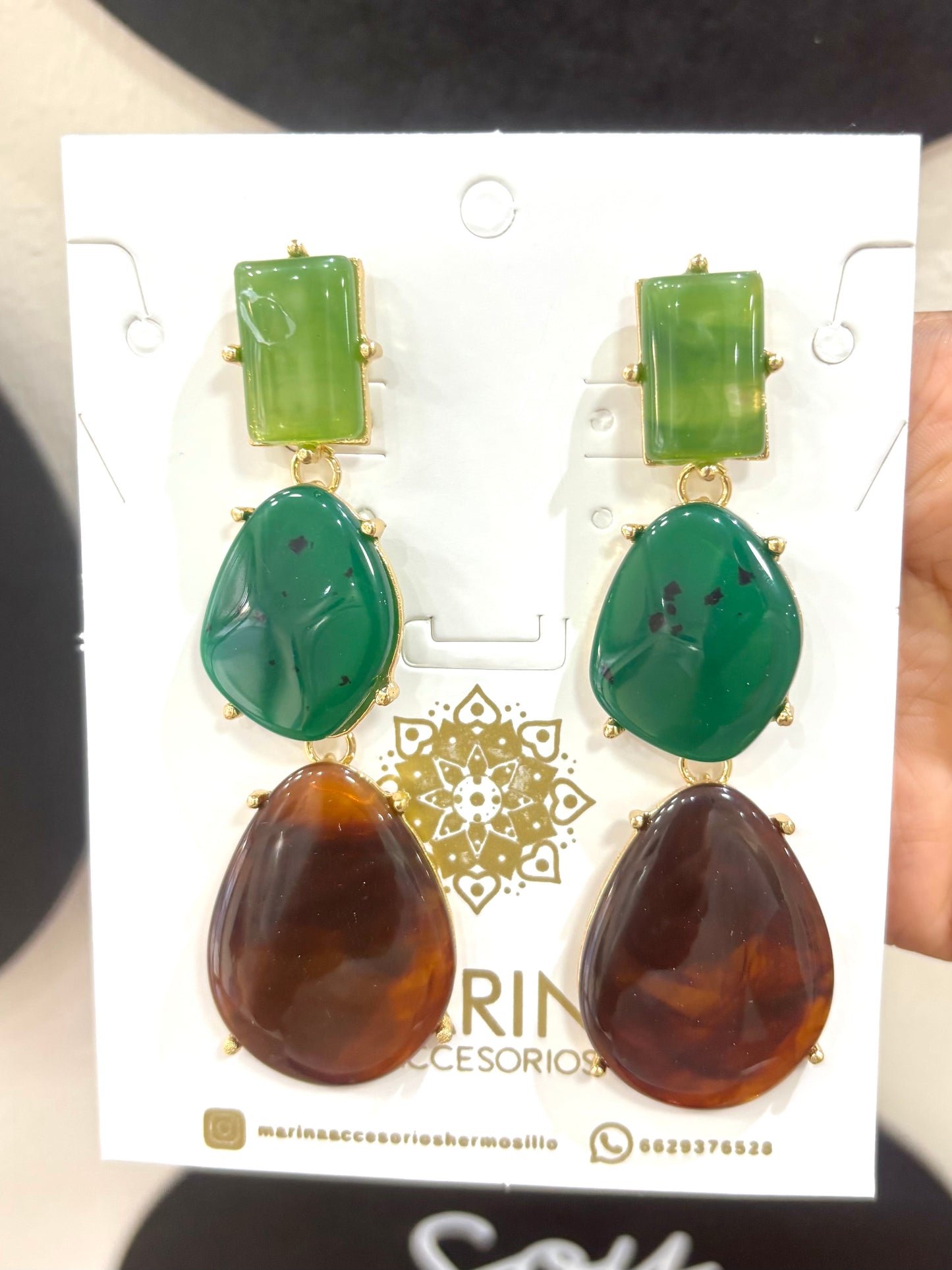 Aretes de pedrería