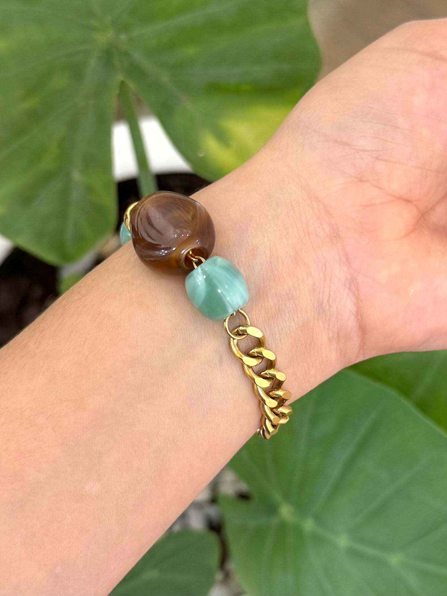 Pulsera asimétrica