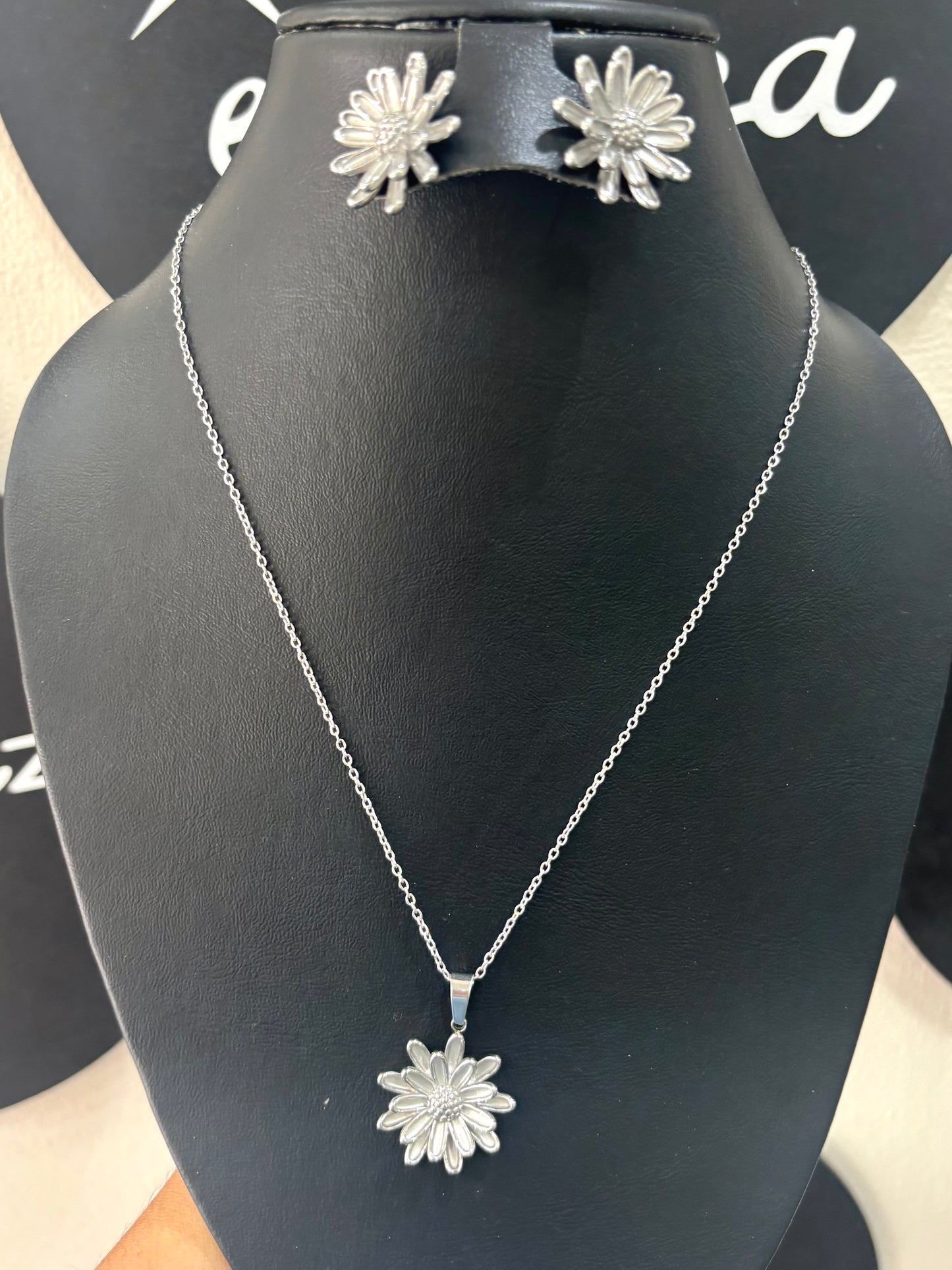 Collar flor
