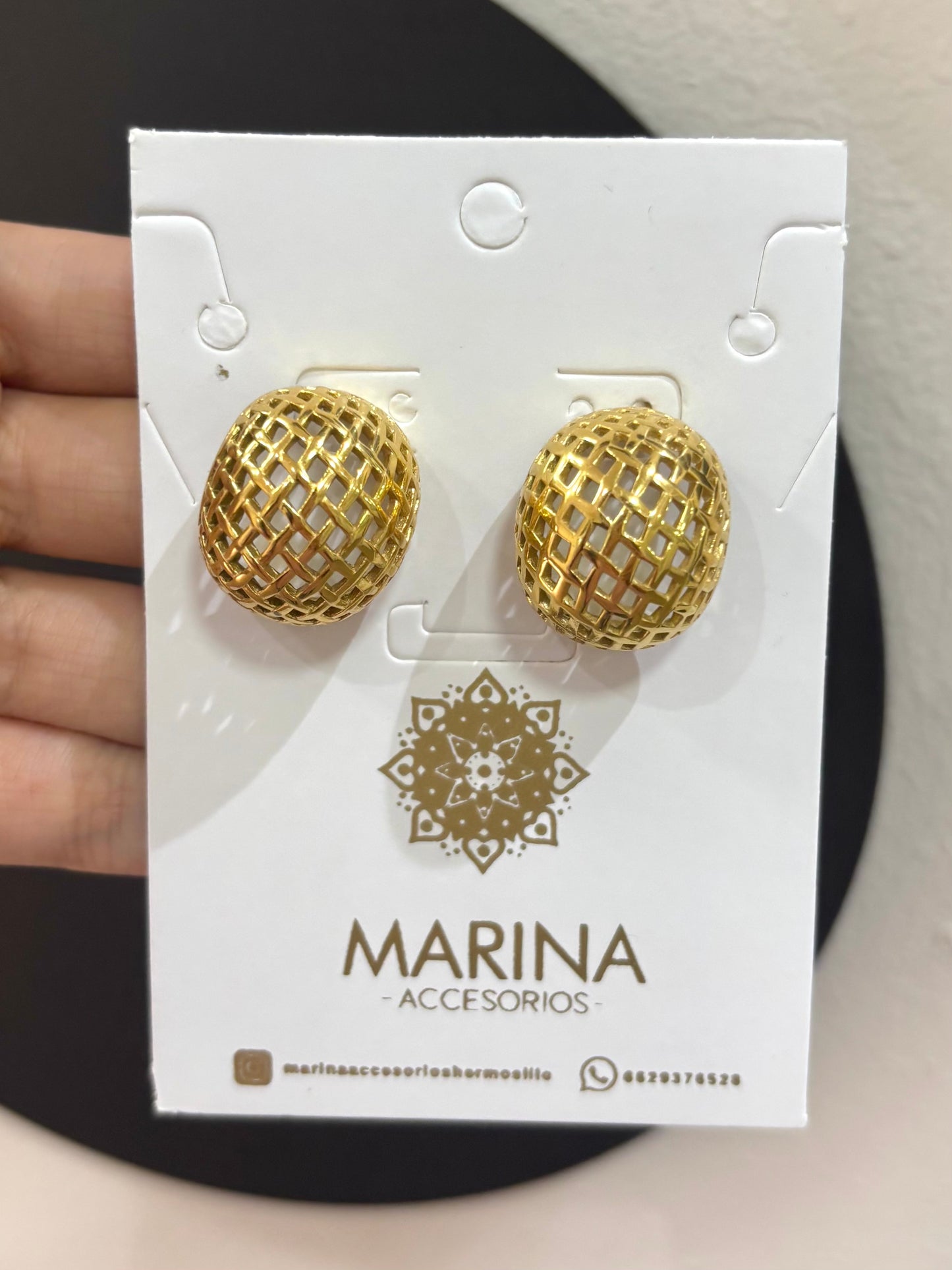 Arete casual dorado