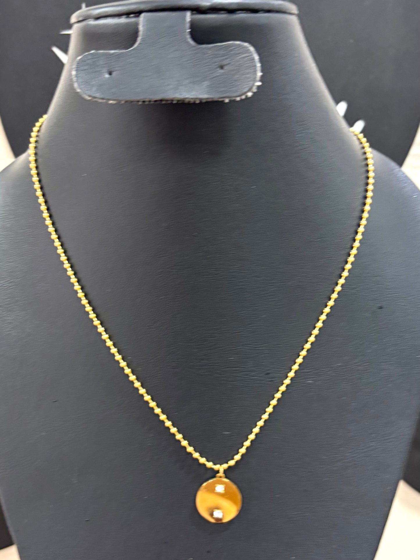 Collar circulo
