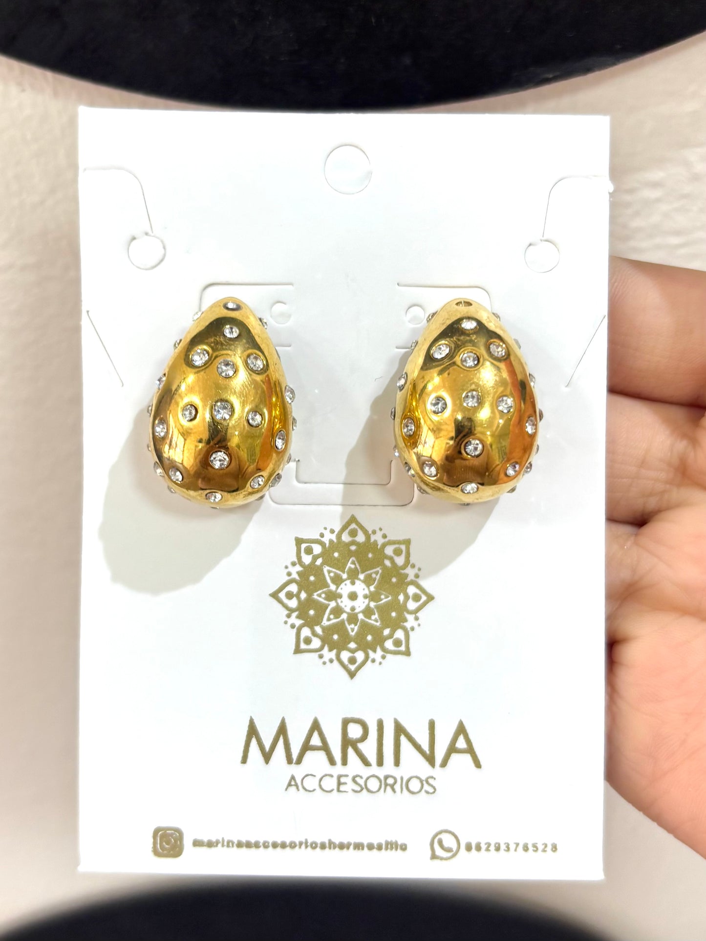 Arete casual gota