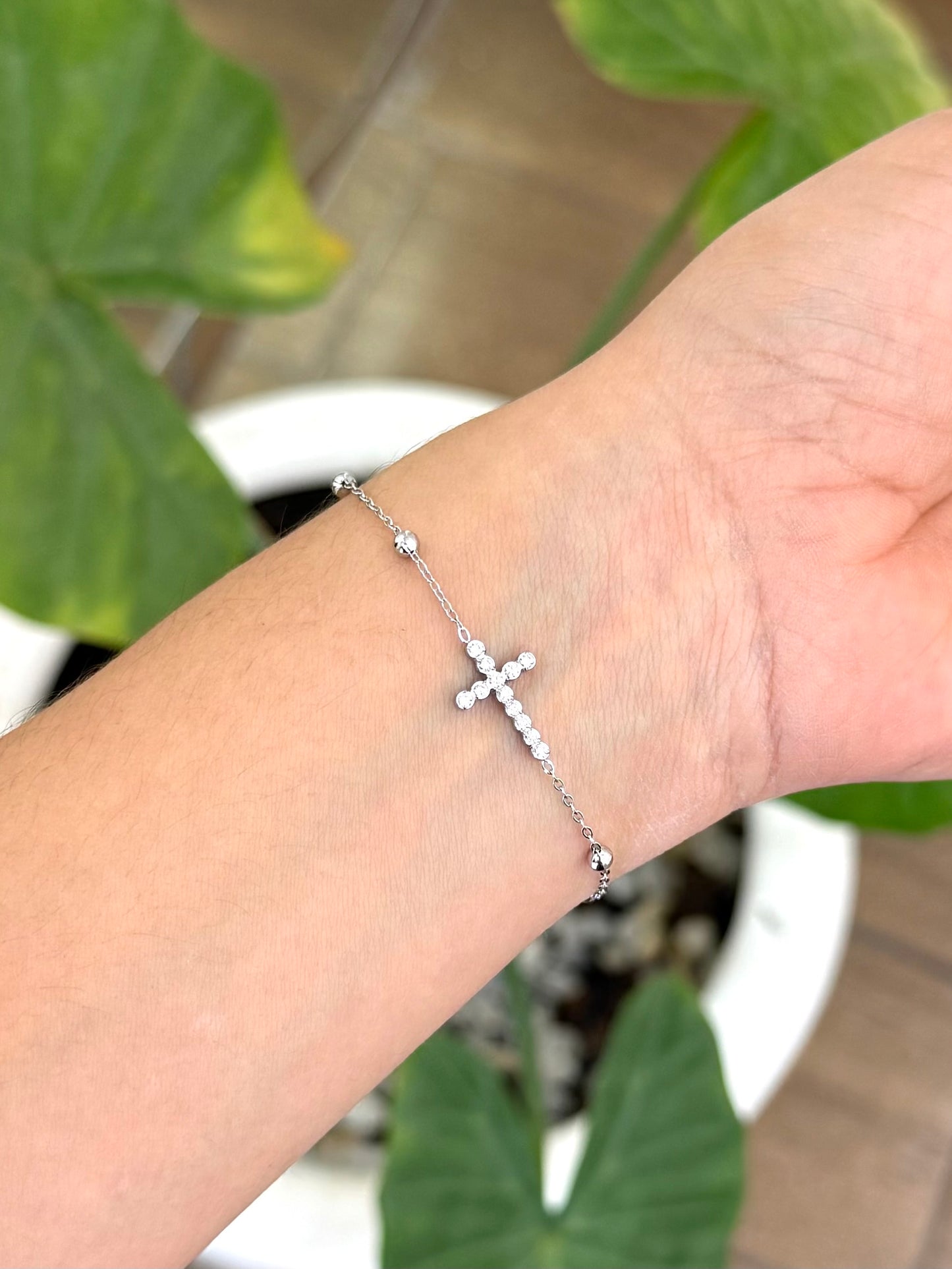 Pulsera cruz