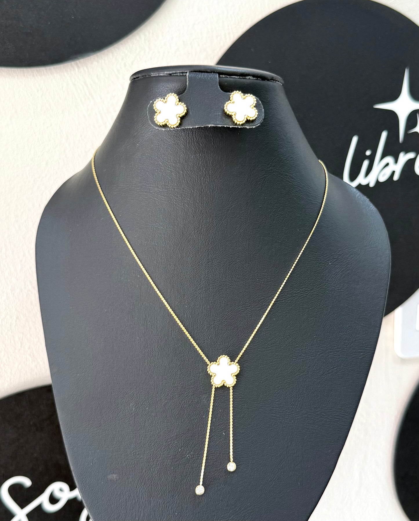 Collar flor