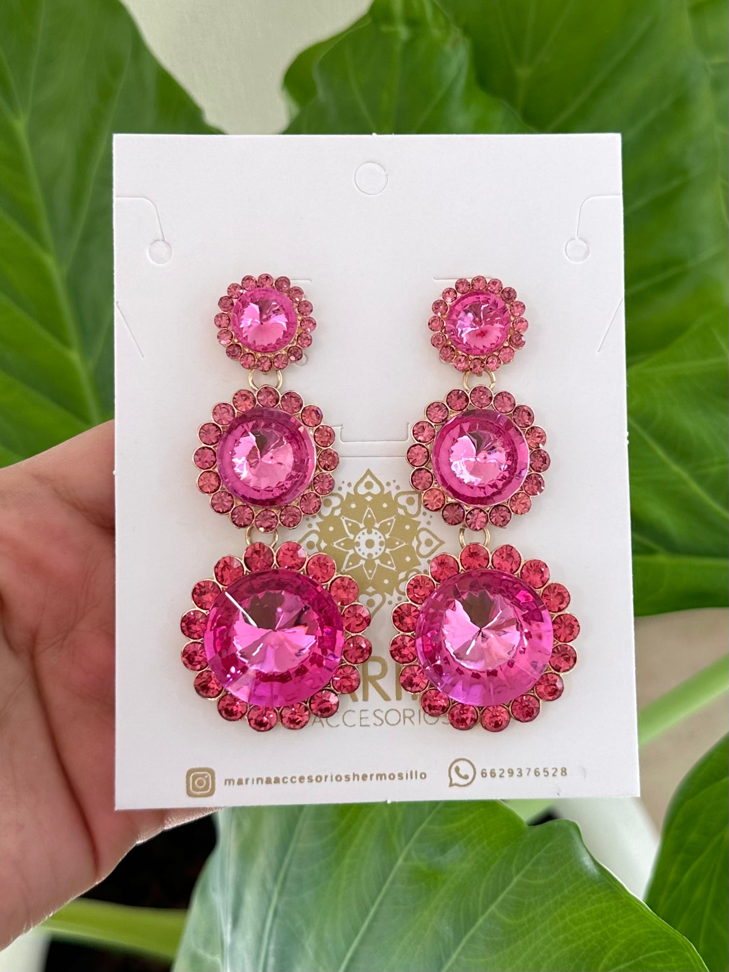 Arete de pedrería rosa