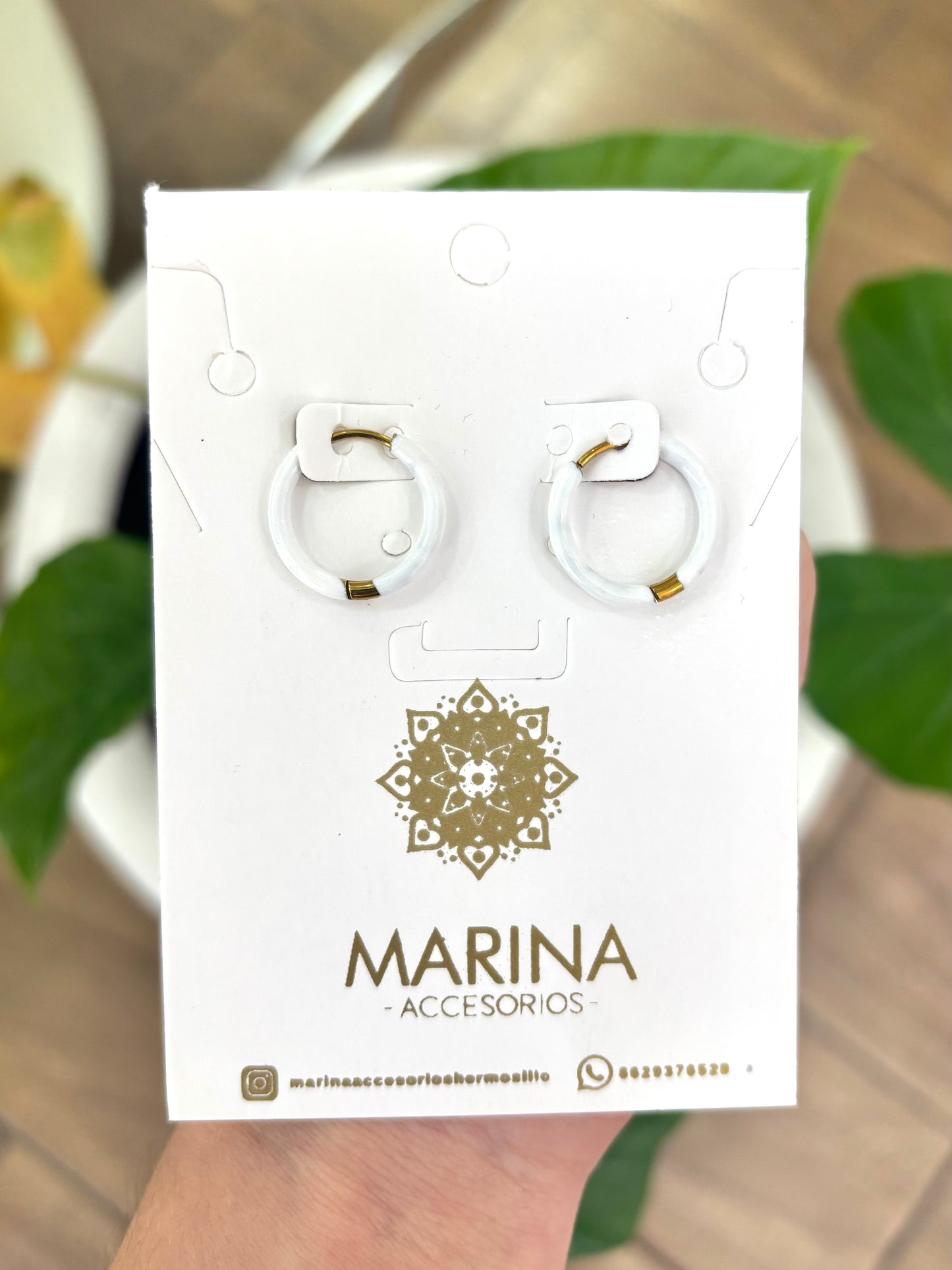 Arracada blanca