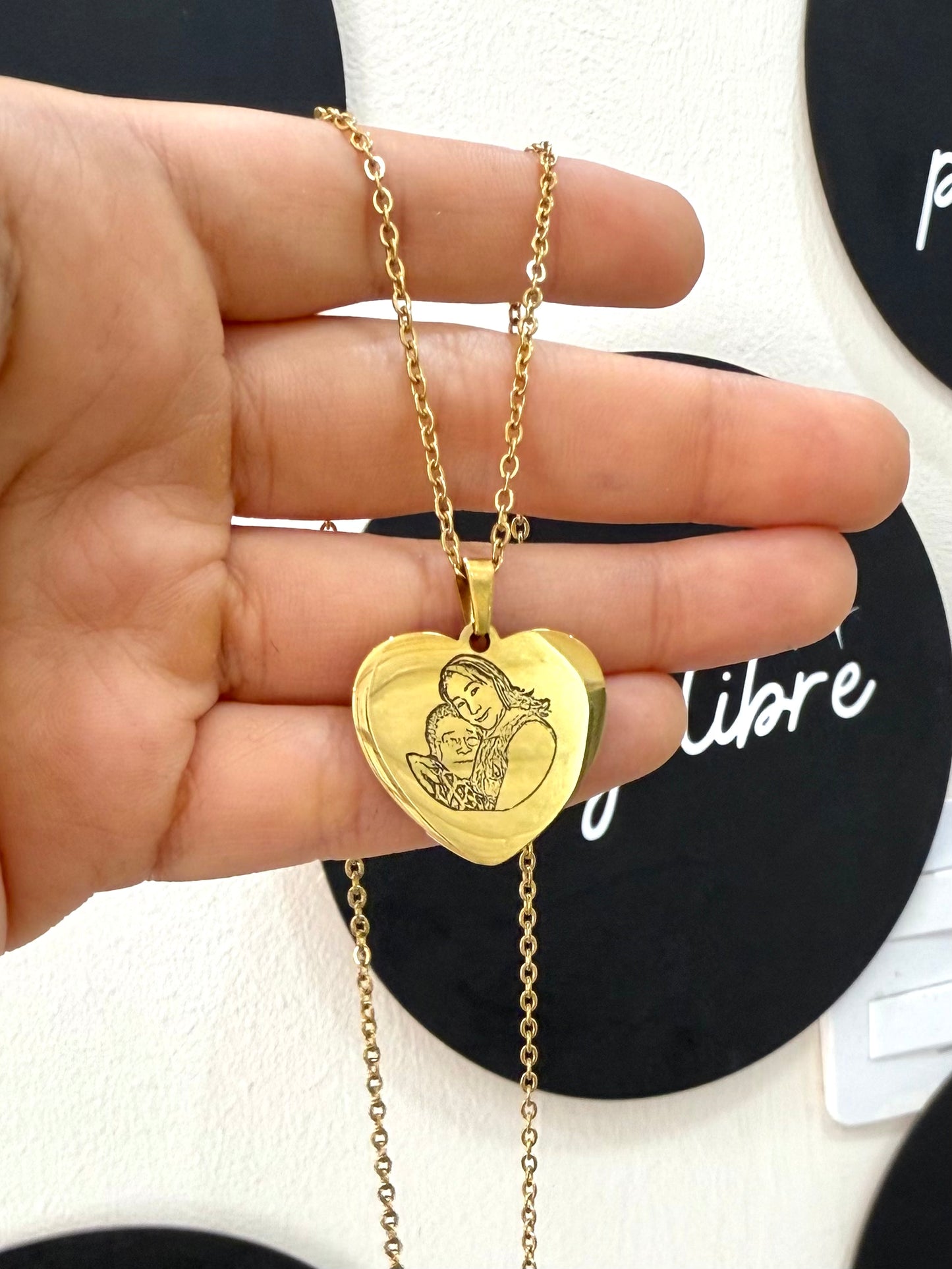 Dije corazón personalizado con cadena