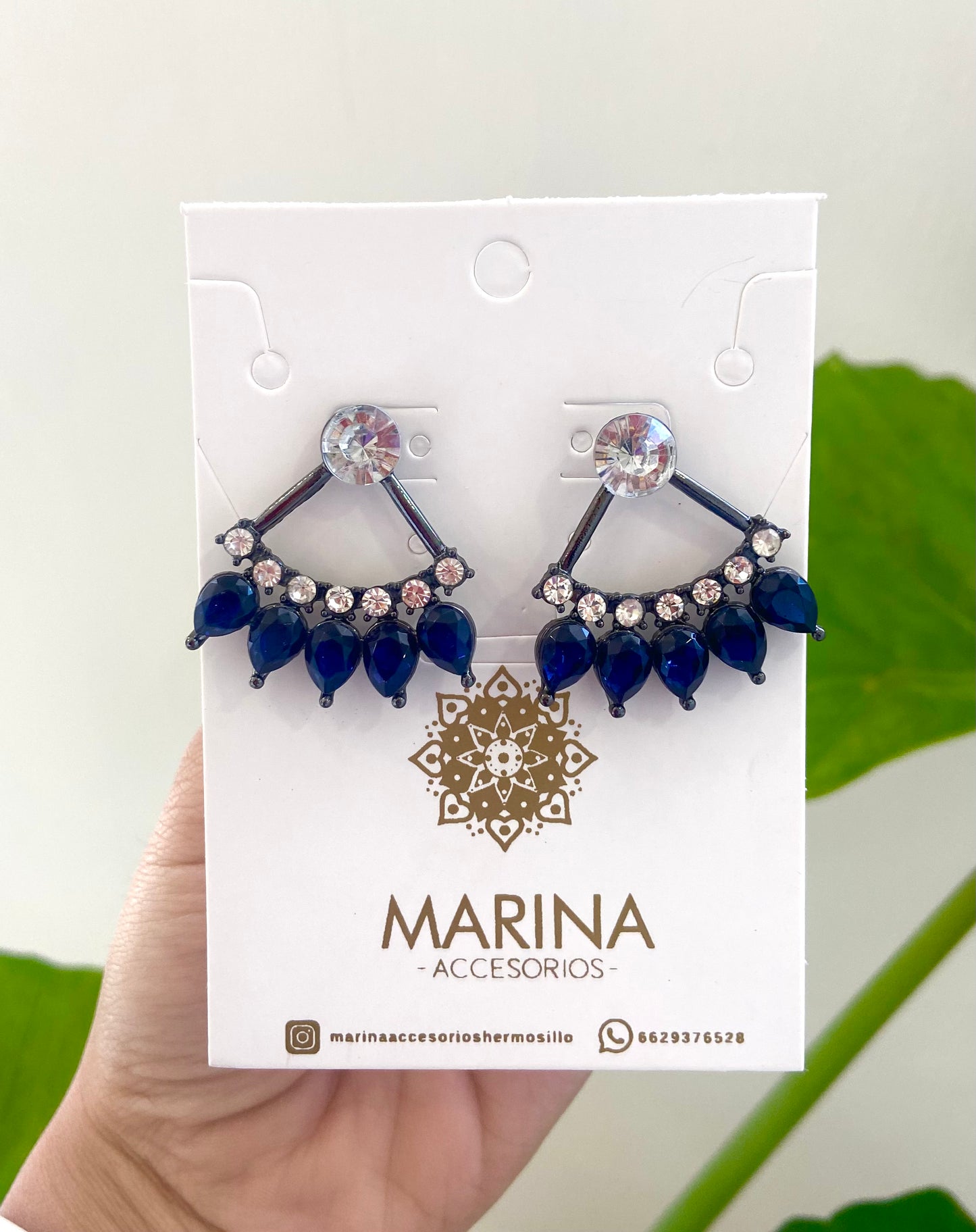 Arete de pedrería azul