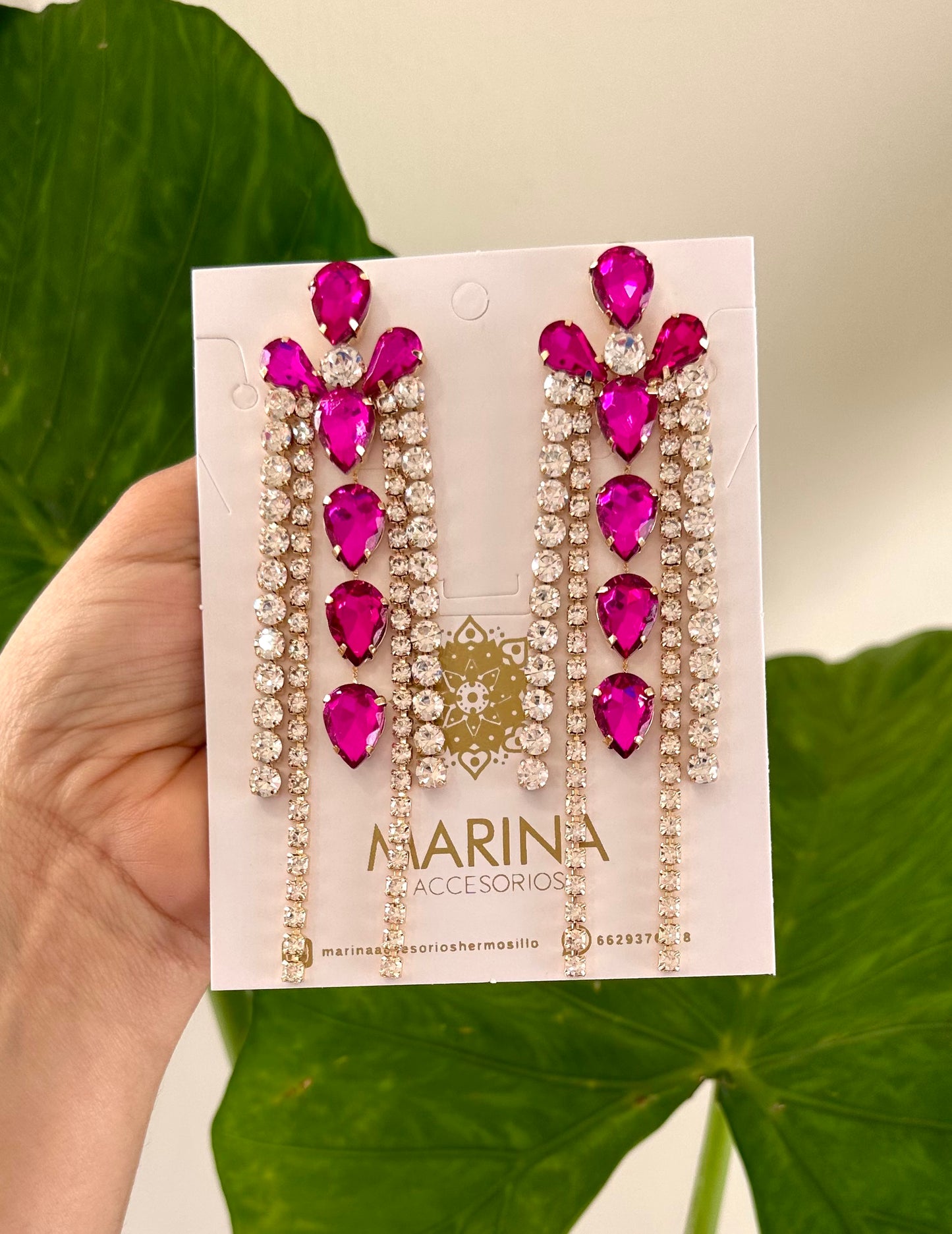 Arete de pedrería rosa