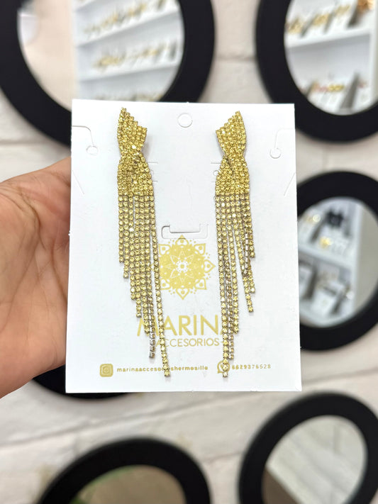 Aretes de pedrería multicolor