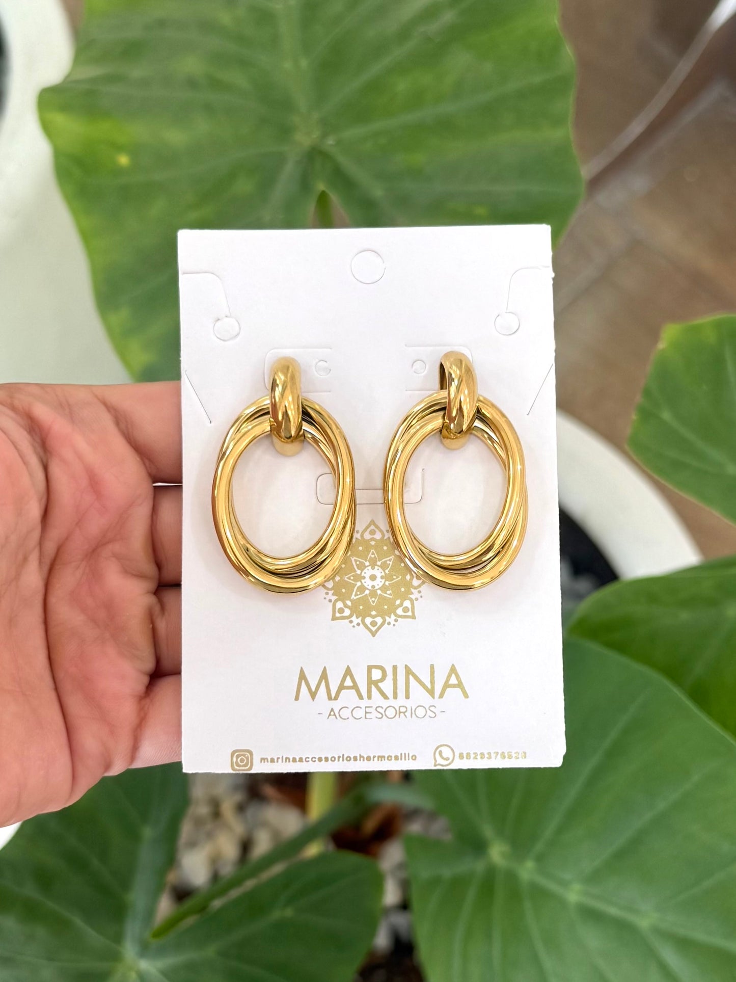 Arete casual dorado