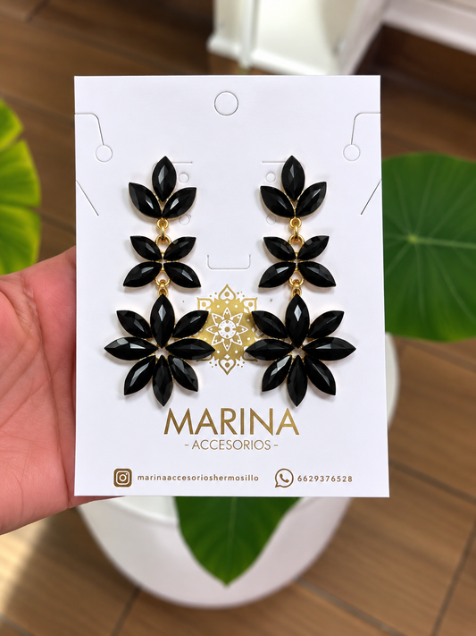 Aretes de pedrería negros