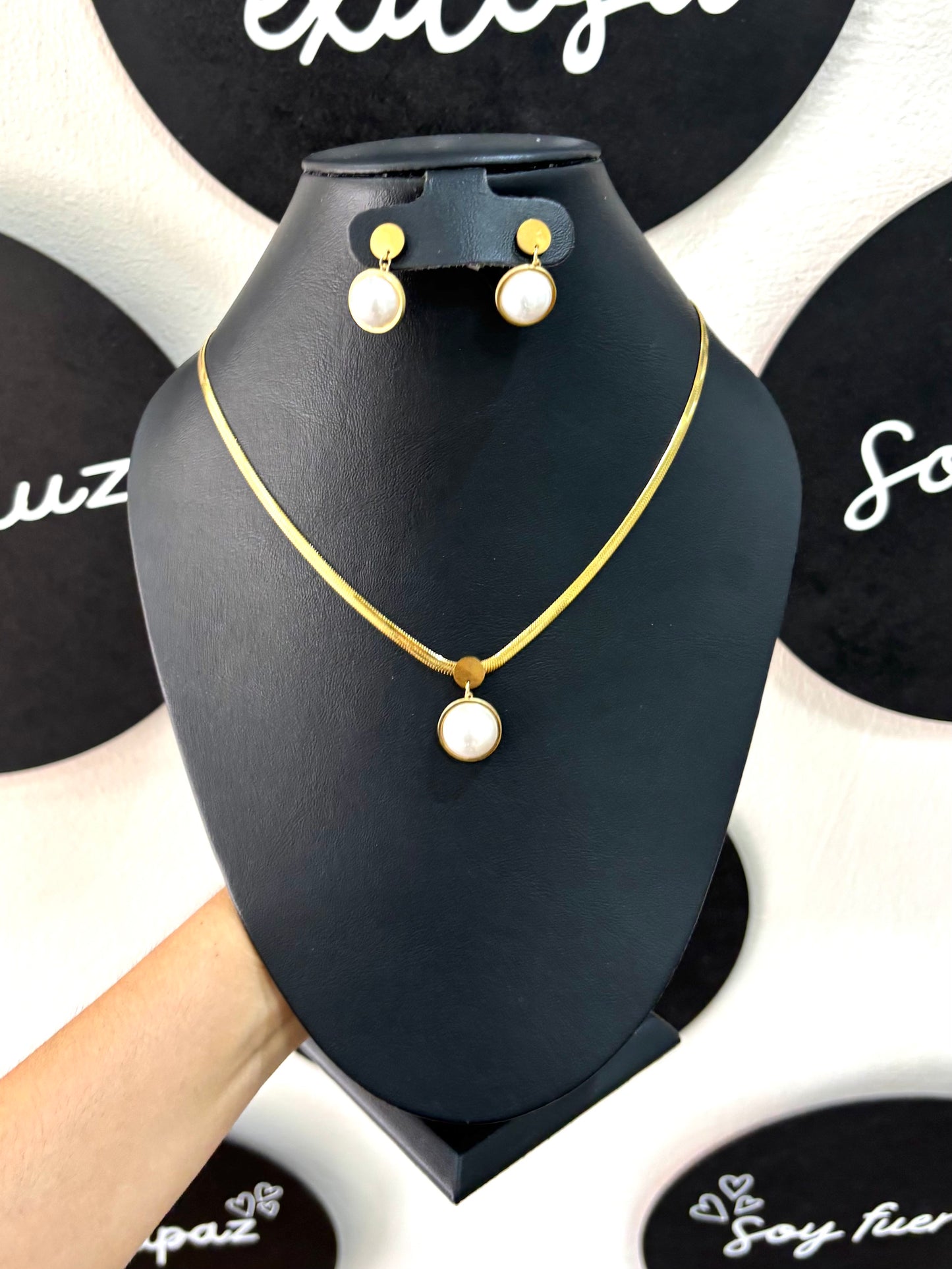 Collar perla