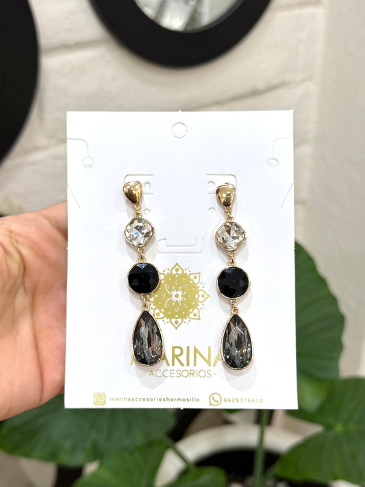 Aretes de pedrería negros