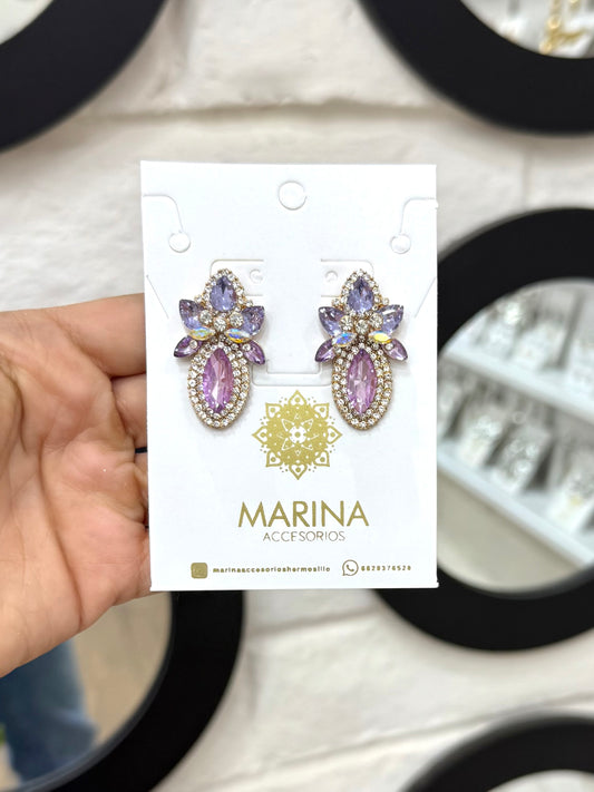Aretes de pedrería morado