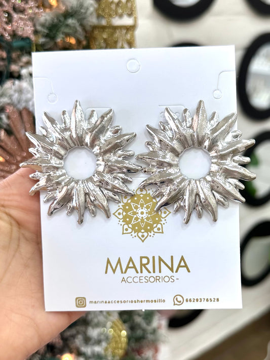Arete casual flor plata