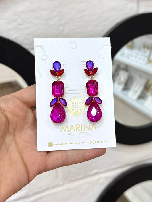 Arete de pedrería rosa