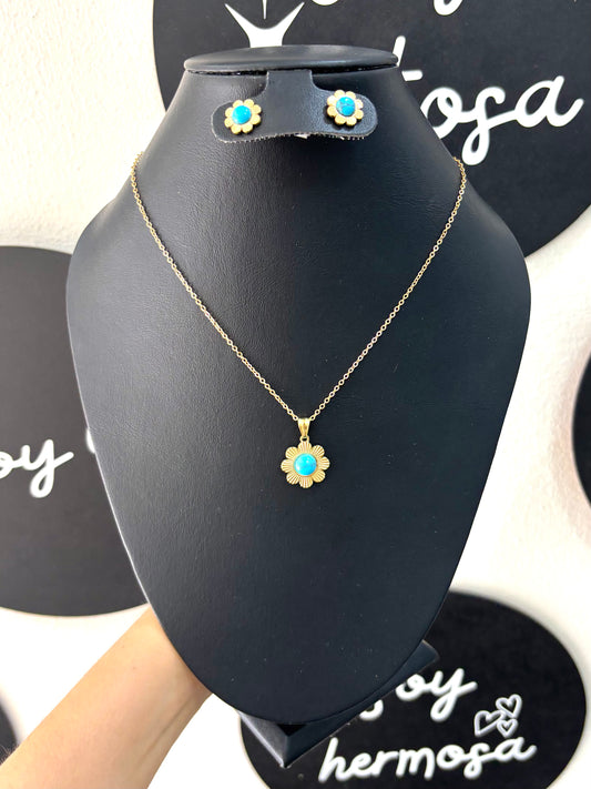 Collar dorado flor