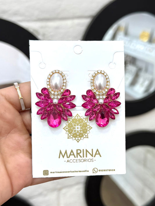 Arete de pedrería rosa