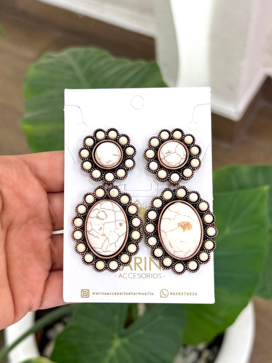 Arete casual blanco