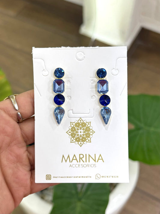 Arete de pedrería azul