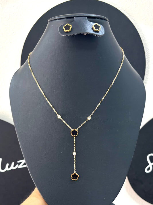Collar flor negra