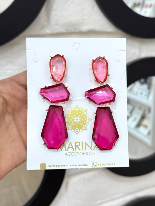 Arete de pedrería rosa