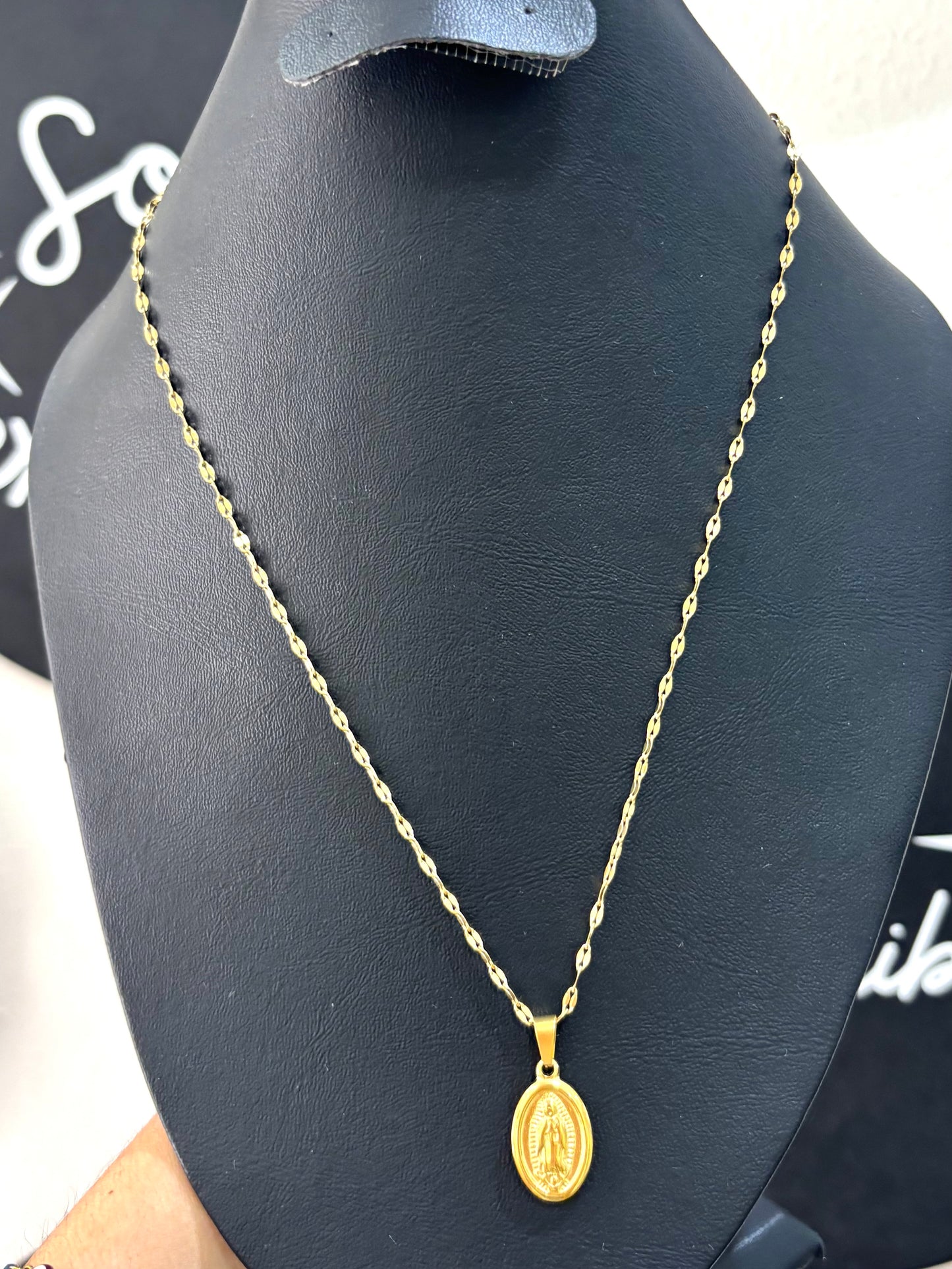Collar de virgen