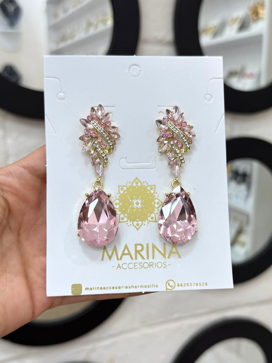 Arete de pedrería rosa
