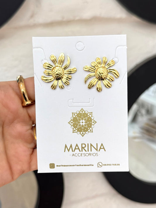 Arete casual flor