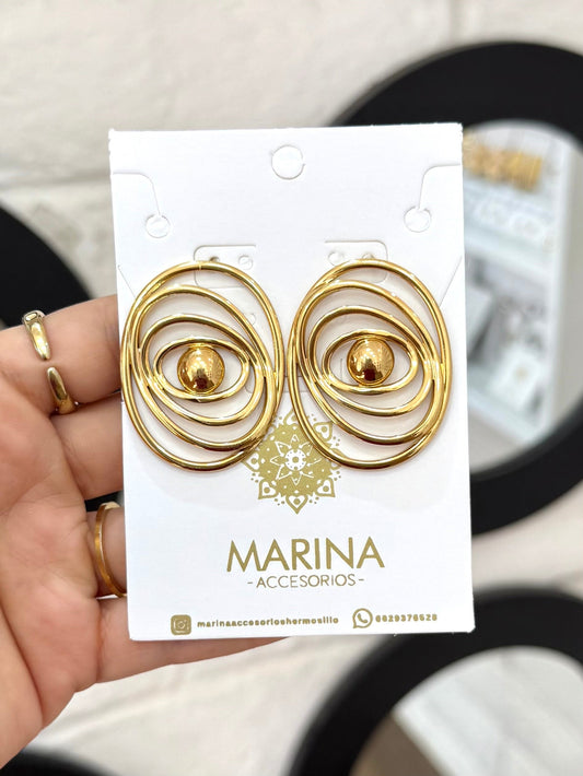 Arete casual ovalo dorado