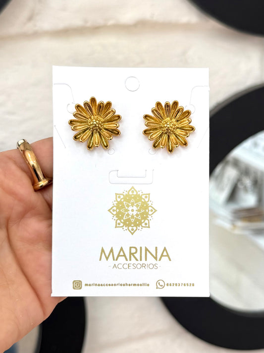Arete casual flor