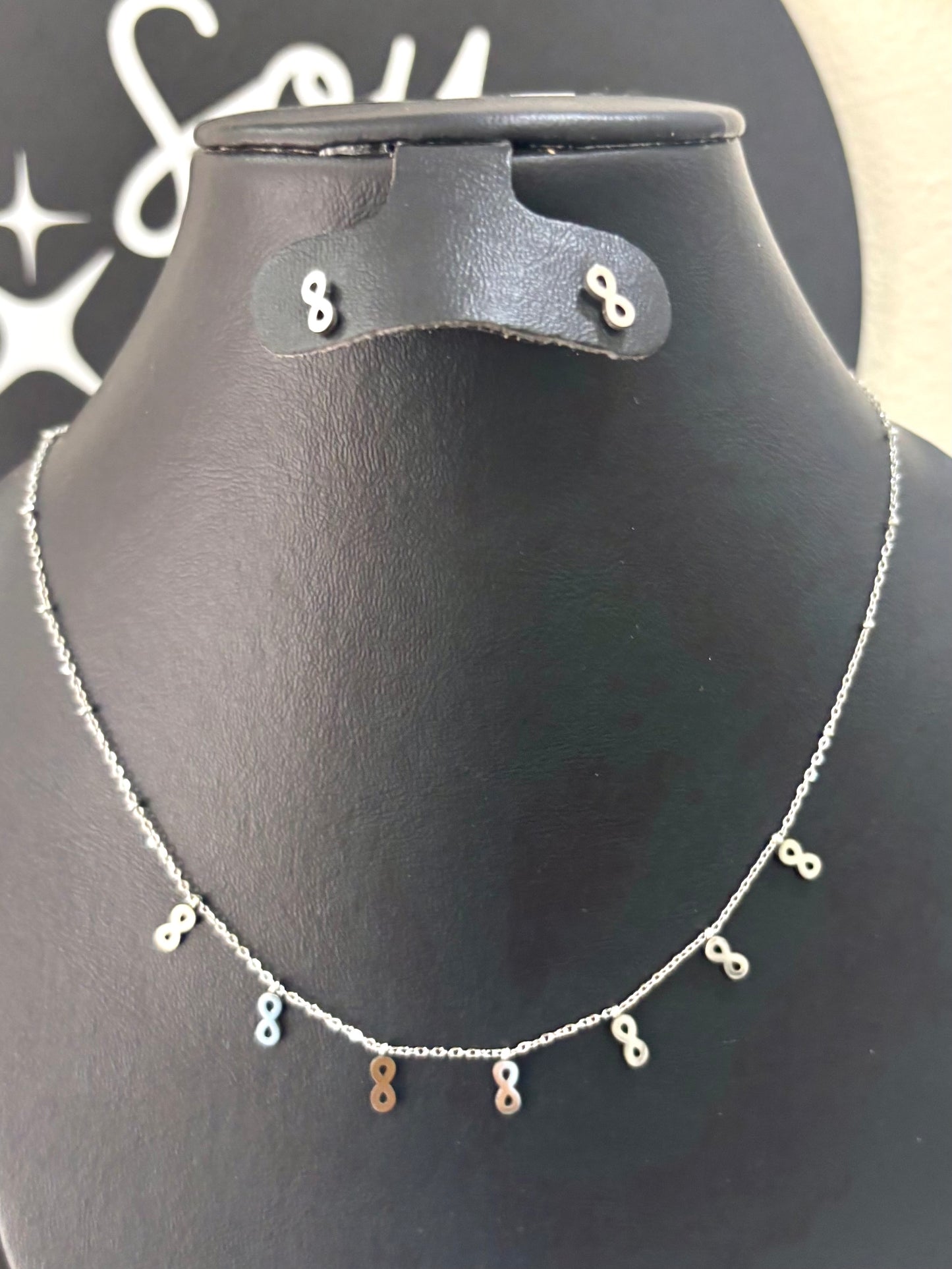 Collar infinito