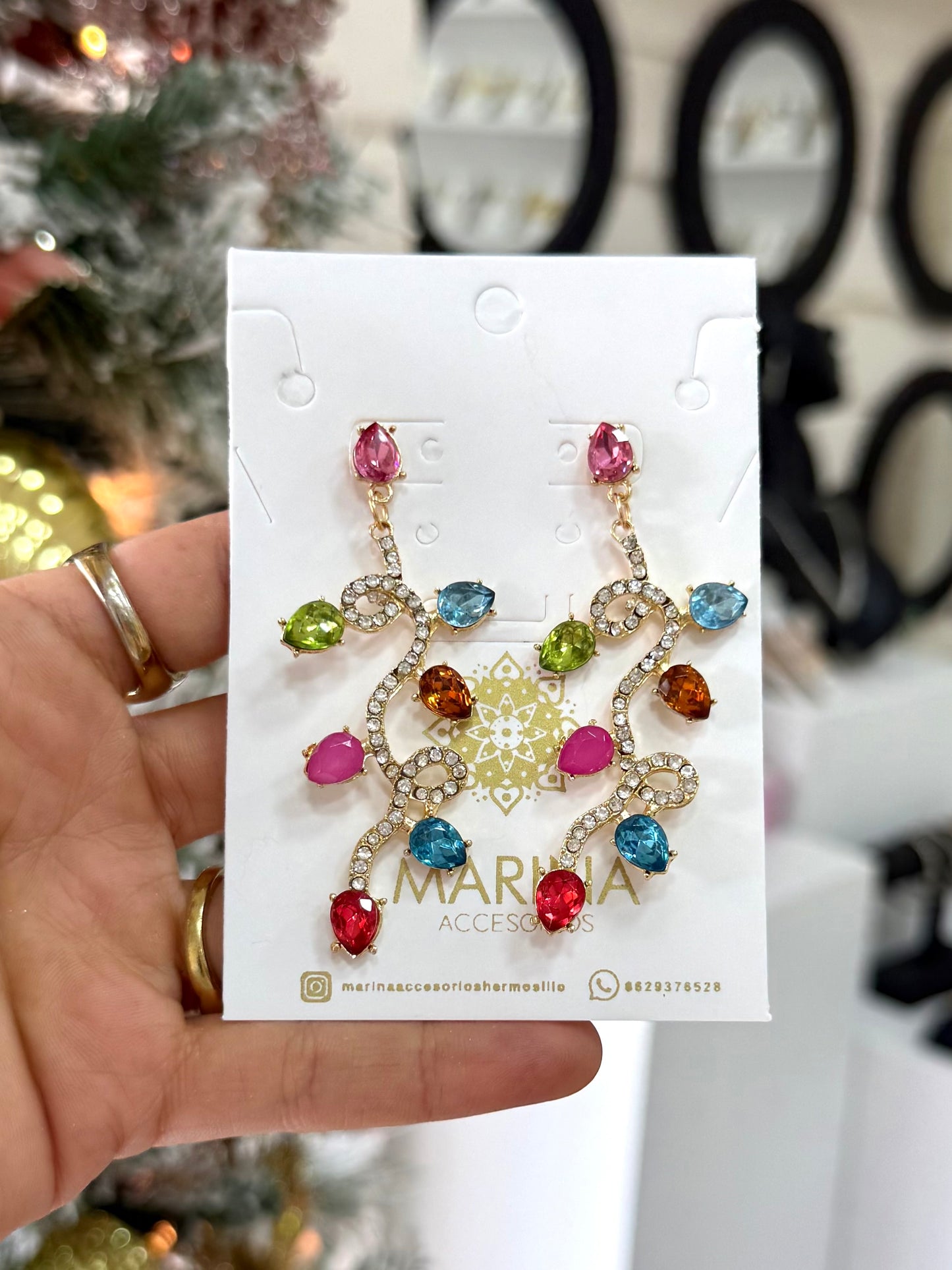 Arete casual navideño